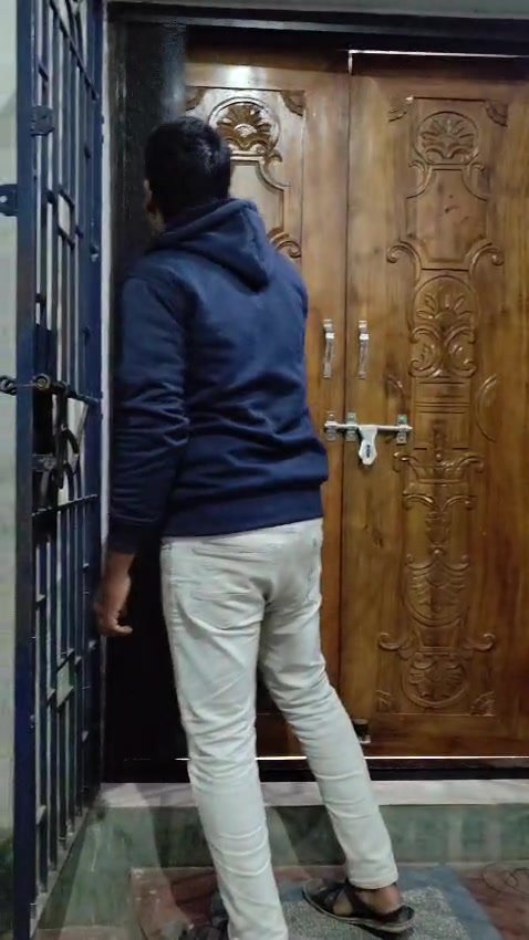 Magnetic net installation